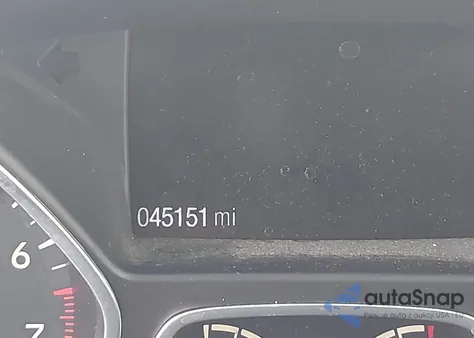 2017 Ford Escape Titanium z USA, uszkodzony, nr VIN 1FMCU0JD9HUB42544